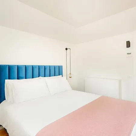 Appartement Historical Downtown Retreat Duplex By Lovelystay