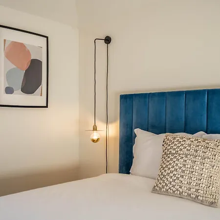 Historical Downtown Retreat Duplex By Lovelystay Porto