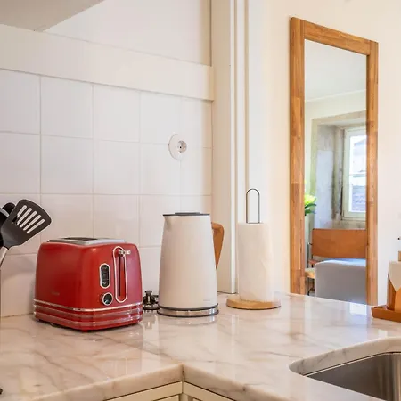 Appartement Historical Downtown Retreat Duplex By Lovelystay