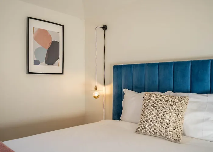 Historical Downtown Retreat Duplex By Lovelystay Porto