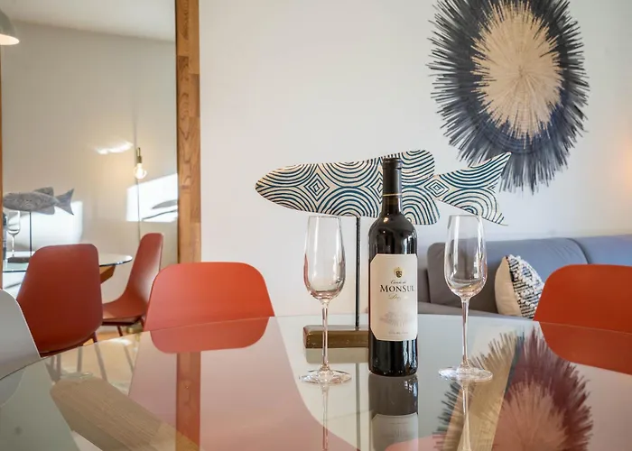 Historical Downtown Retreat Duplex By Lovelystay * Porto